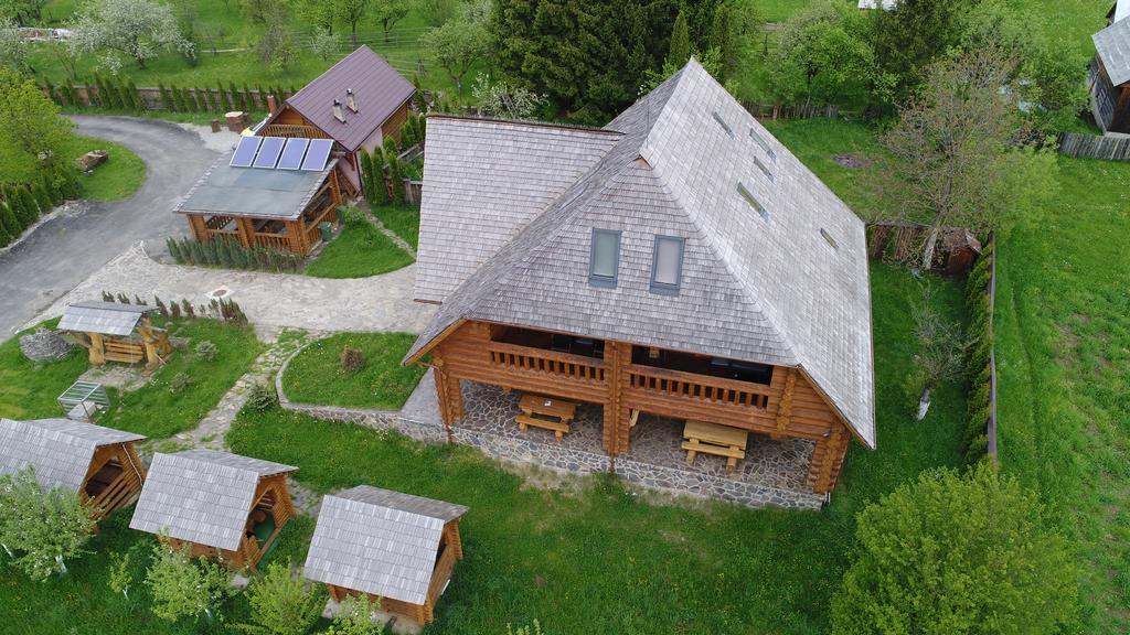 Vadul Lupilor Hotel Moisei Exterior foto